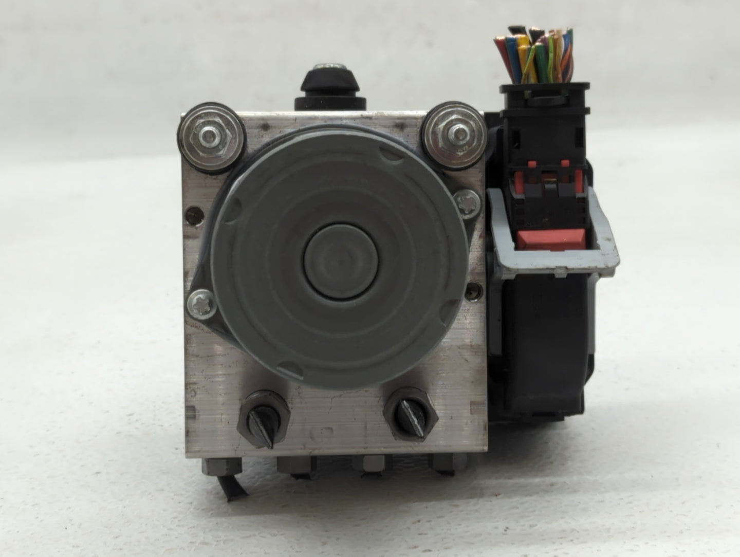 2016-2017 Jaguar Xf ABS Pump Control Module Replacement P/N:GX63-14F447-AG GX63-14F447-AF Fits Fits 2016 2017 OEM Used Auto 