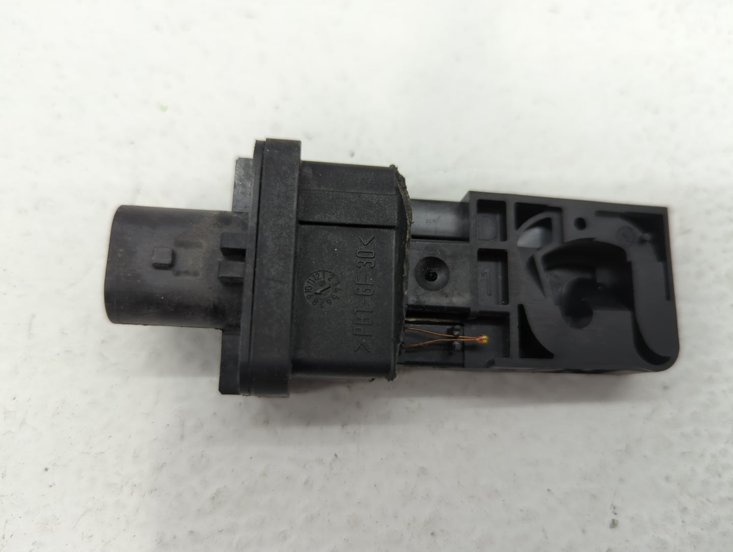 2013-2019 Jaguar Xf Mass Air Flow Meter Maf - Oemusedautoparts1.com