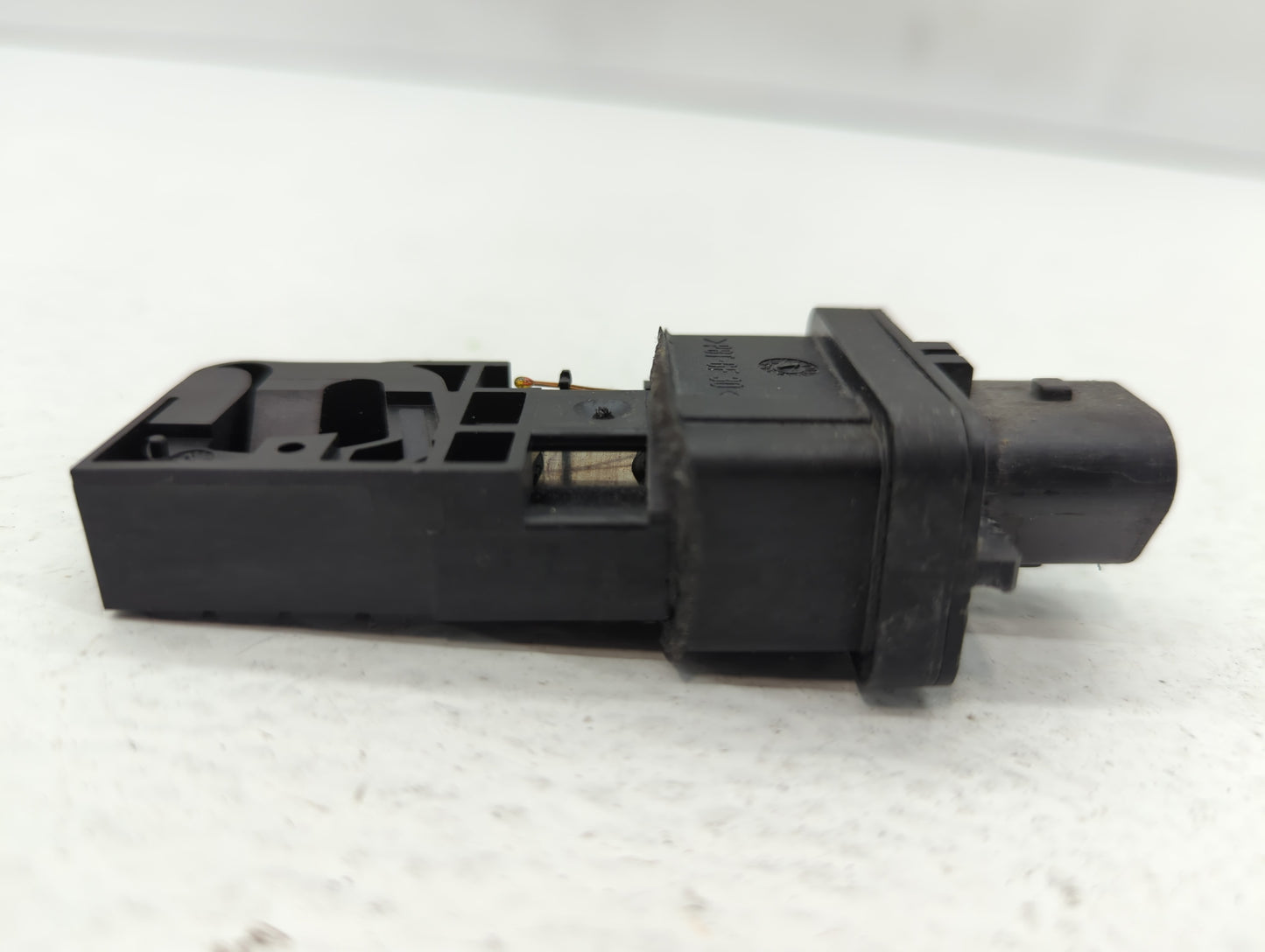 2013-2019 Jaguar Xf Mass Air Flow Meter Maf - Oemusedautoparts1.com