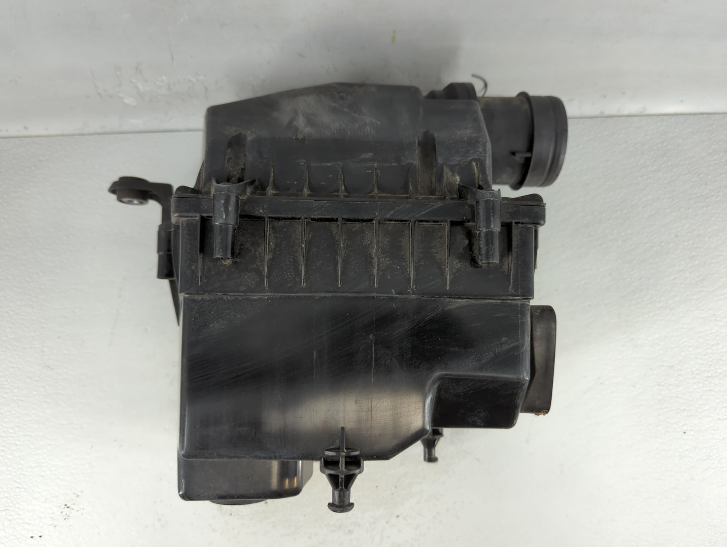 2016-2019 Jaguar Xf Air Cleaner Intake-duct Hose Tube - Oemusedautoparts1.com