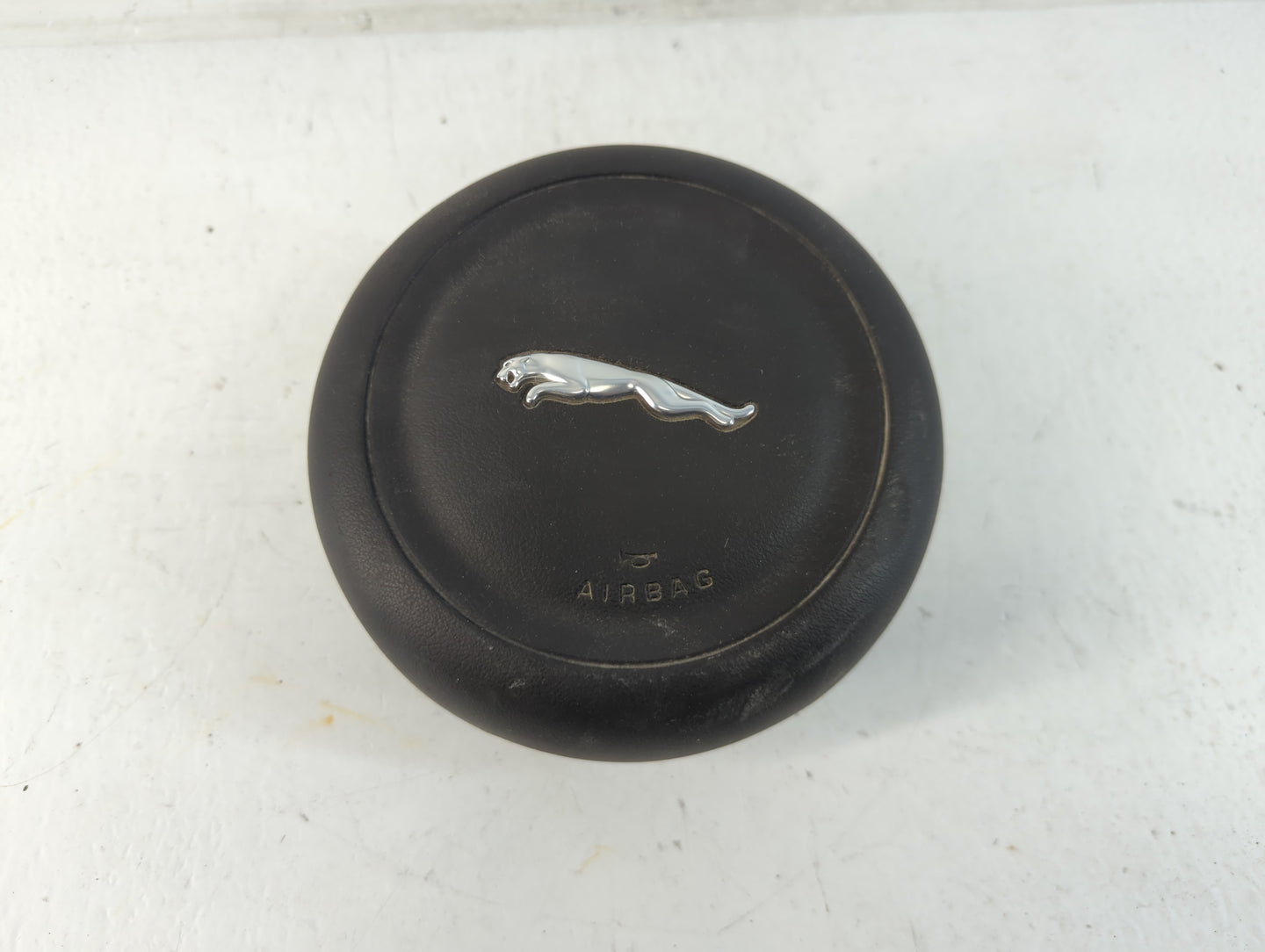 2016-2017 Jaguar Xf Air Bag Driver Left Steering Wheel Mounted P/N:GX63-04B13-BC8PU Fits Fits 2016 2017 2018 2019 OEM Used A