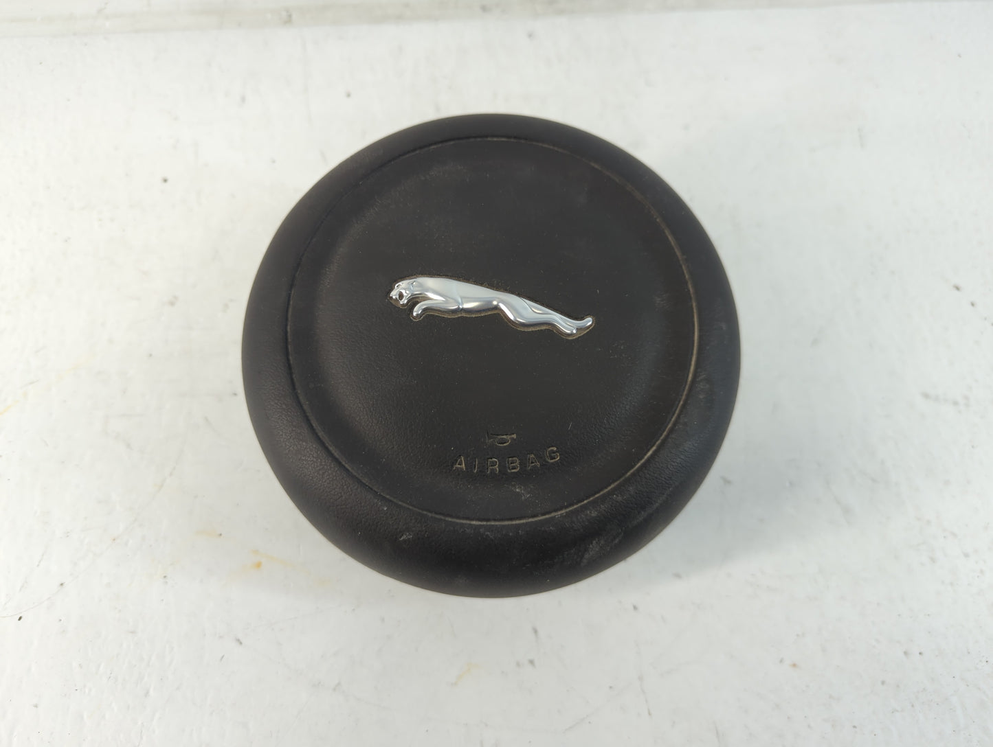 2016-2017 Jaguar Xf Air Bag Driver Left Steering Wheel Mounted P/N:GX63-04B13-BC8PU Fits Fits 2016 2017 2018 2019 OEM Used A