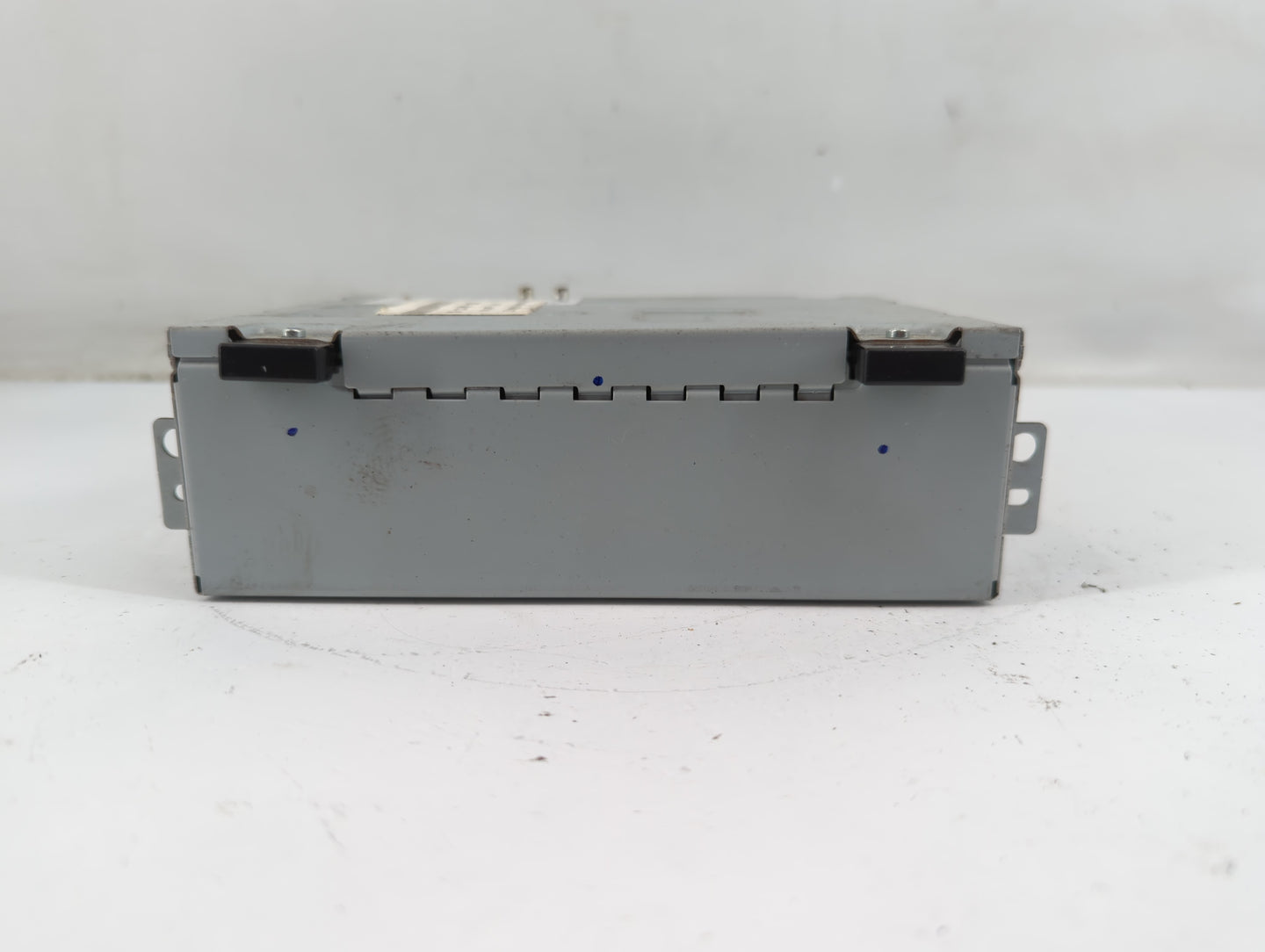2016-2018 Jaguar Xf Radio AM FM Cd Player Receiver Replacement Fits Fits 2016 2017 2018 OEM Used Auto Parts - Oemusedautopar