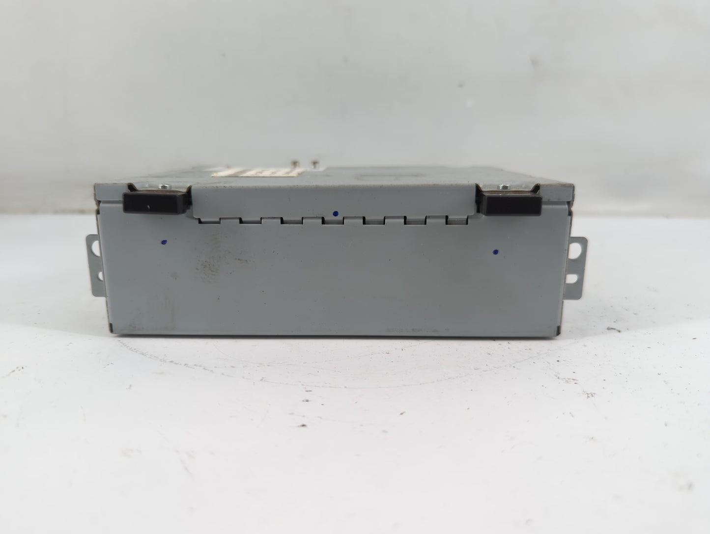 2016-2018 Jaguar Xf Radio AM FM Cd Player Receiver Replacement Fits Fits 2016 2017 2018 OEM Used Auto Parts - Oemusedautopar