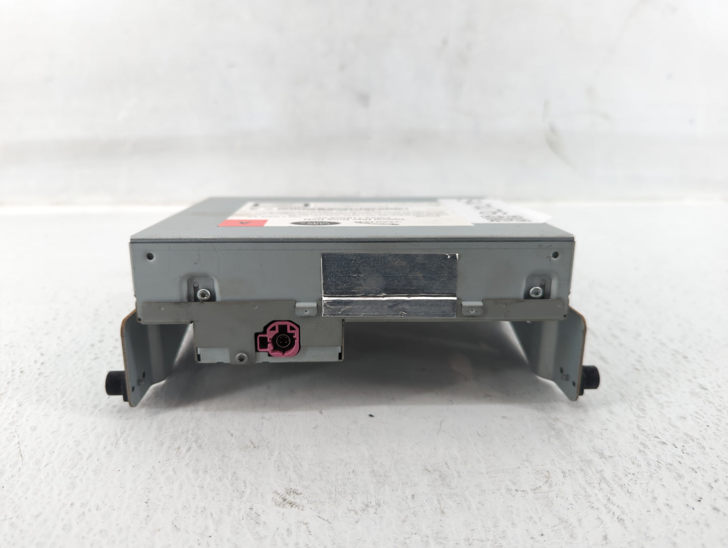 2016-2019 Jaguar Xj Radio AM FM Cd Player Receiver Replacement P/N:FW93-11B608-AD Fits Fits 2016 2017 2018 2019 2020 OEM Use