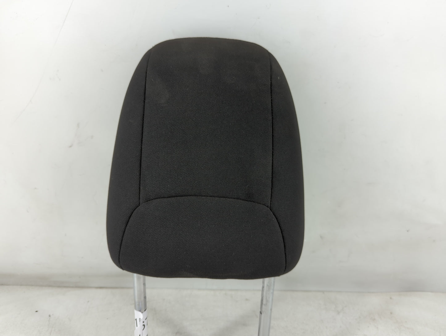 2016 Jeep Cherokee Headrest Head Rest Front Driver Passenger Seat Fits OEM Used Auto Parts - Oemusedautoparts1.com