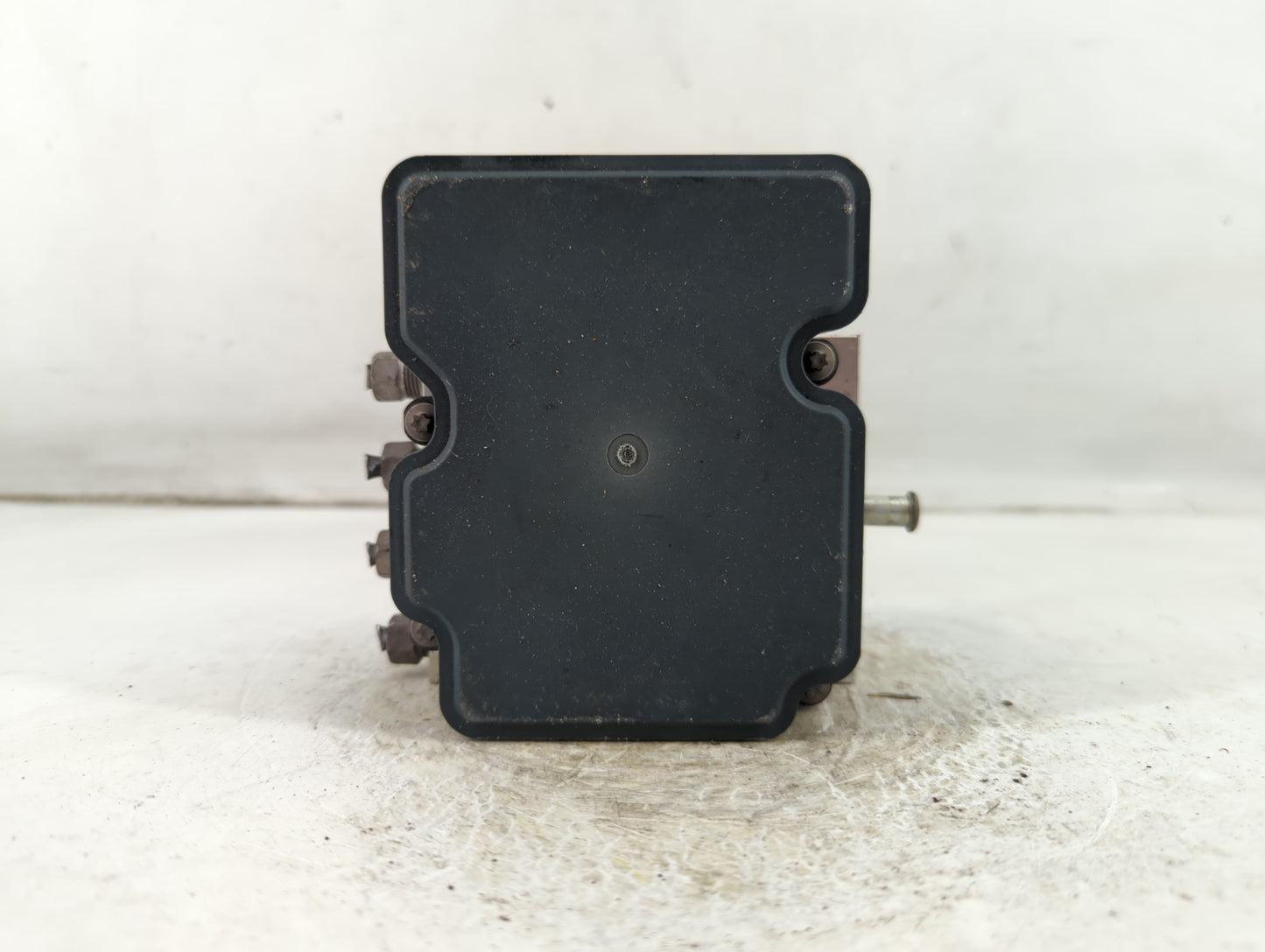 2016 Jeep Cherokee ABS Pump Control Module Replacement P/N:P68268292AC Fits OEM Used Auto Parts - Oemusedautoparts1.com