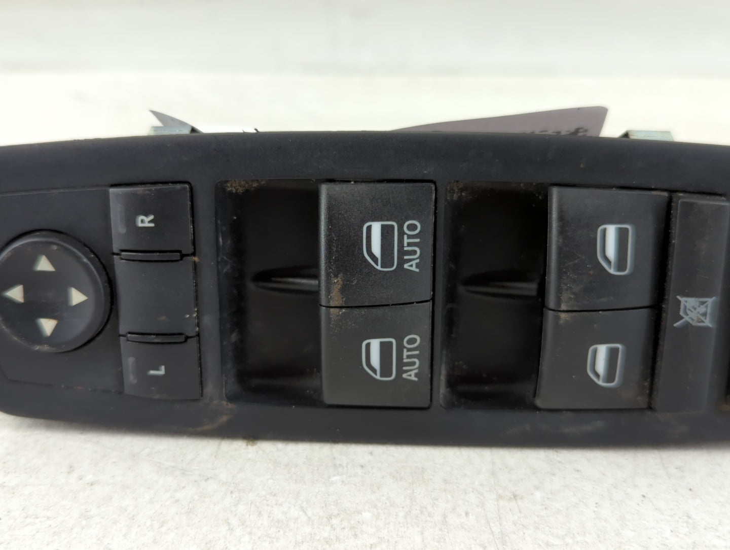 2015-2022 Jeep Cherokee Master Power Window Switch Replacement Driver Side Left P/N:68271206AB Fits OEM Used Auto Parts - Oe