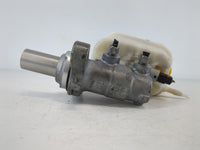 2014-2018 Jeep Cherokee Brake Master Cylinder 1107567 - Oemusedautoparts1.com