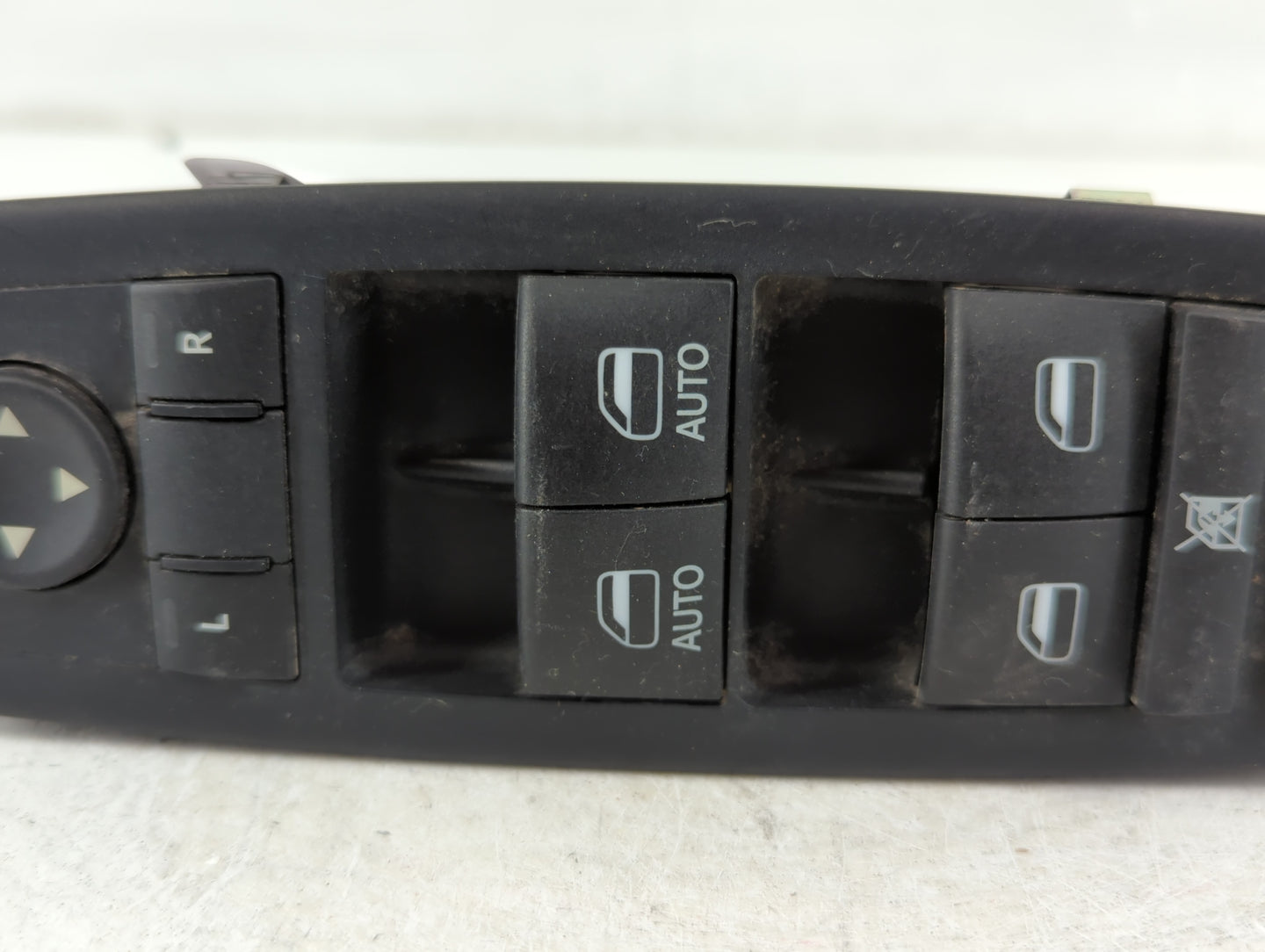 2015-2022 Jeep Cherokee Master Power Window Switch Replacement Driver Side Left P/N:68271206AB Fits OEM Used Auto Parts - Oe