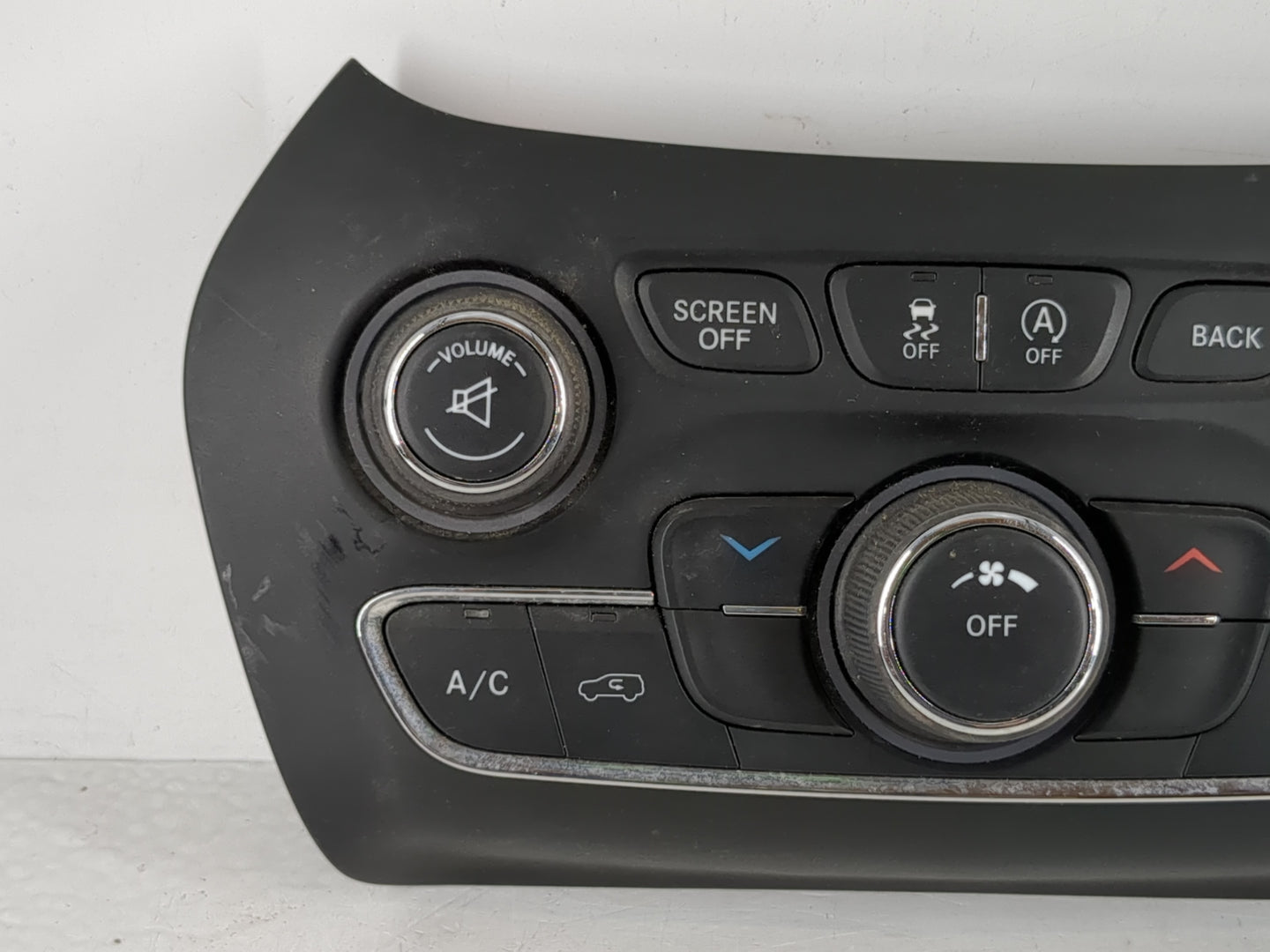 2015-2018 Jeep Cherokee Climate Control Module Temperature AC/Heater Replacement P/N:68293523AB Fits Fits 2015 2016 2017 201