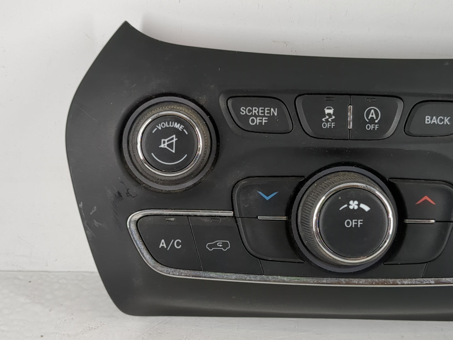 2015-2018 Jeep Cherokee Climate Control Module Temperature AC/Heater Replacement P/N:68293523AB Fits Fits 2015 2016 2017 201
