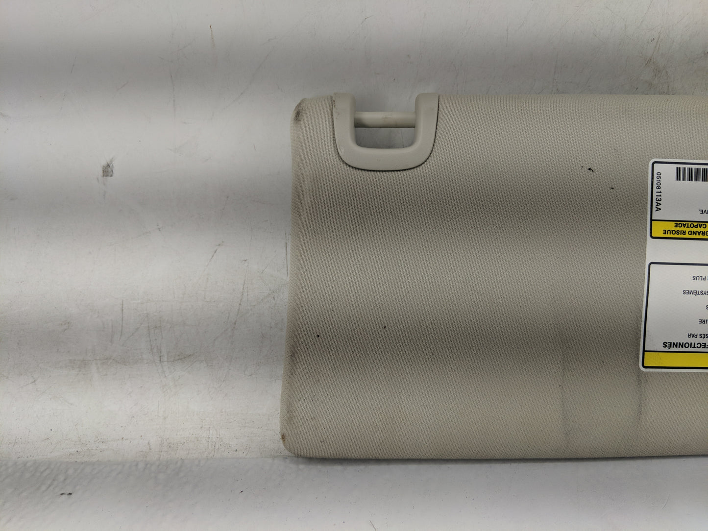 2014-2018 Jeep Cherokee Sun Visor Shade Replacement Driver Left Mirror Fits Fits 2014 2015 2016 2017 2018 OEM Used Auto Part