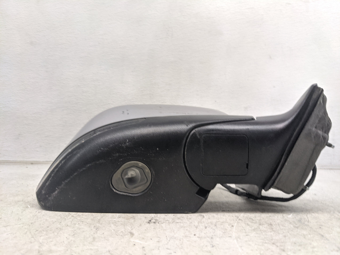 2014-2021 Jeep Cherokee Passenger Side View Mirror - Right Door Mirror OEM Used - Oemusedautoparts1.com