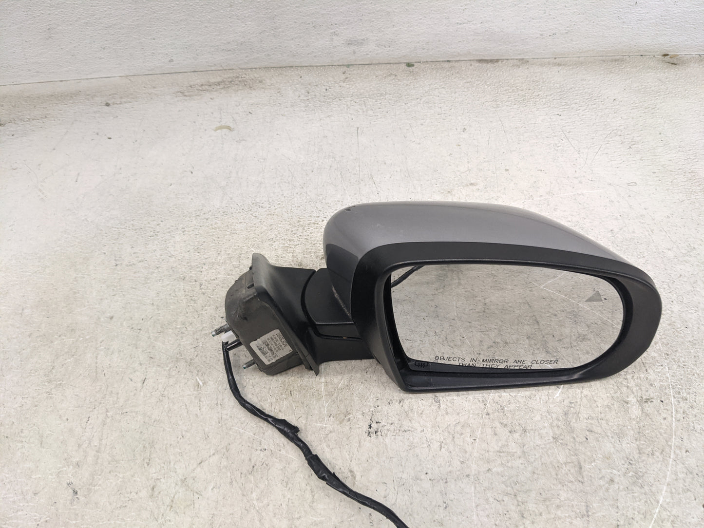2014-2021 Jeep Cherokee Passenger Side View Mirror - Right Door Mirror OEM Used - Oemusedautoparts1.com
