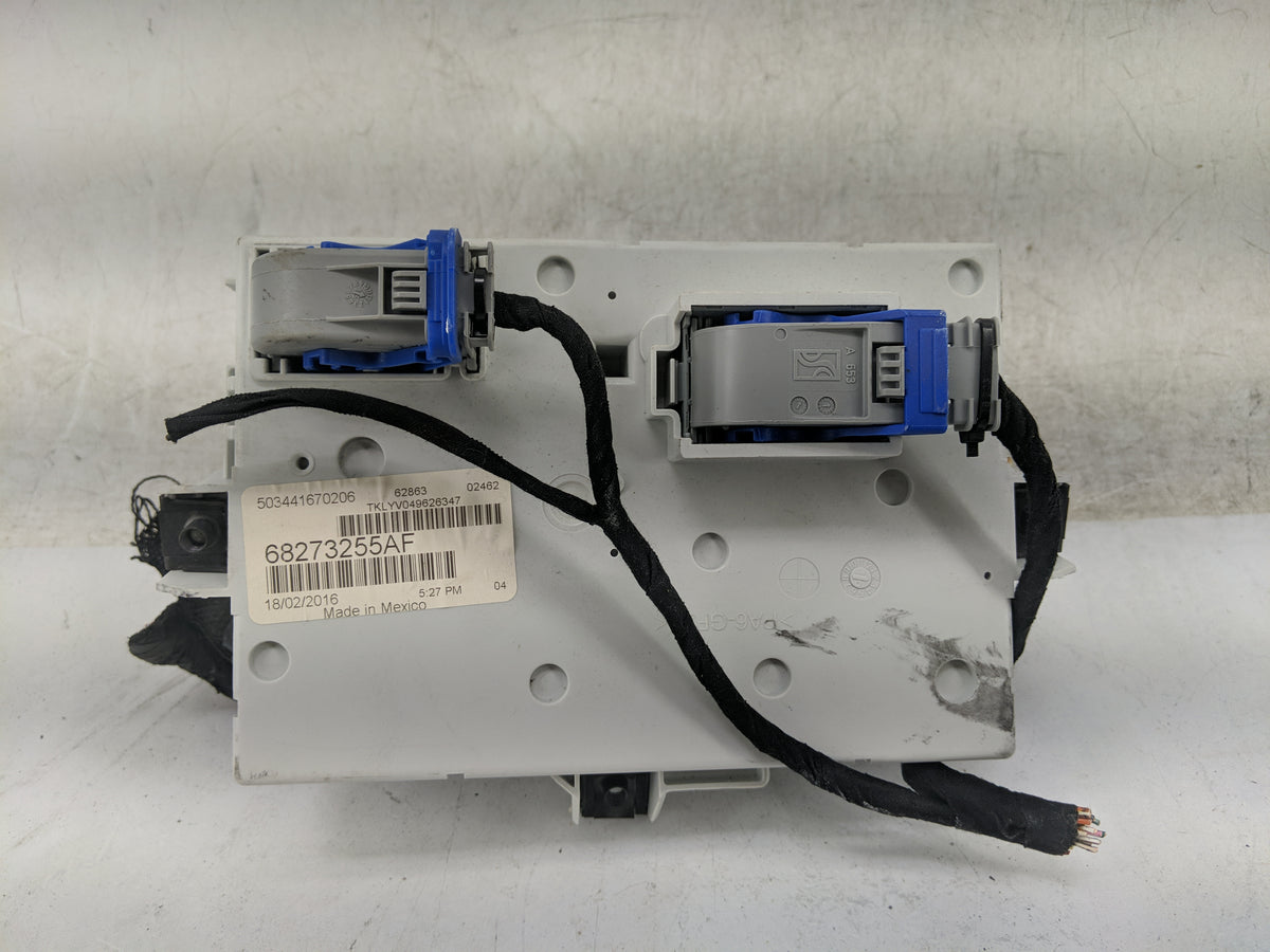 2016-2016 Jeep Cherokee Body Control Module Bcm Inner Cabin Fuse Box - Oemusedautoparts1.com