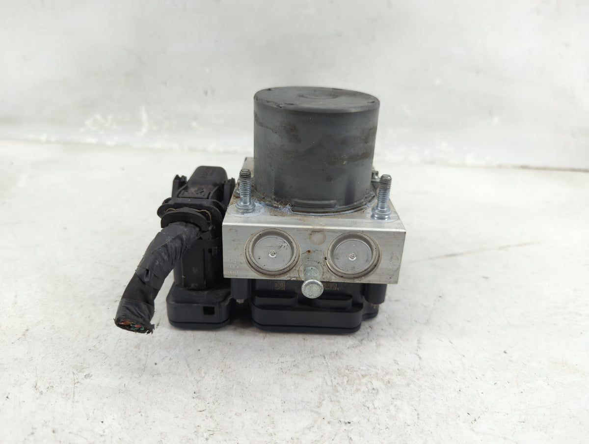 2016 Jeep Cherokee Anti-Lock Brake ABS Pump Module Actuator OEM P/N:P68268292AC Fits OEM Used Auto Parts - Oemusedautoparts1