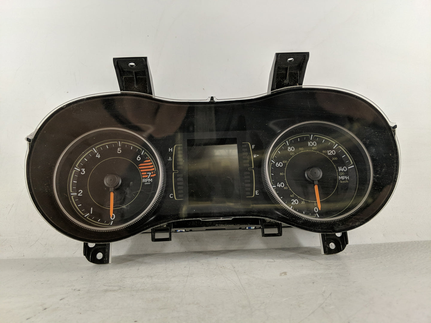 2016 Jeep Cherokee Instrument Cluster Speedometer Gauges P/N:P68274069AC Fits OEM Used Auto Parts - Oemusedautoparts1.com