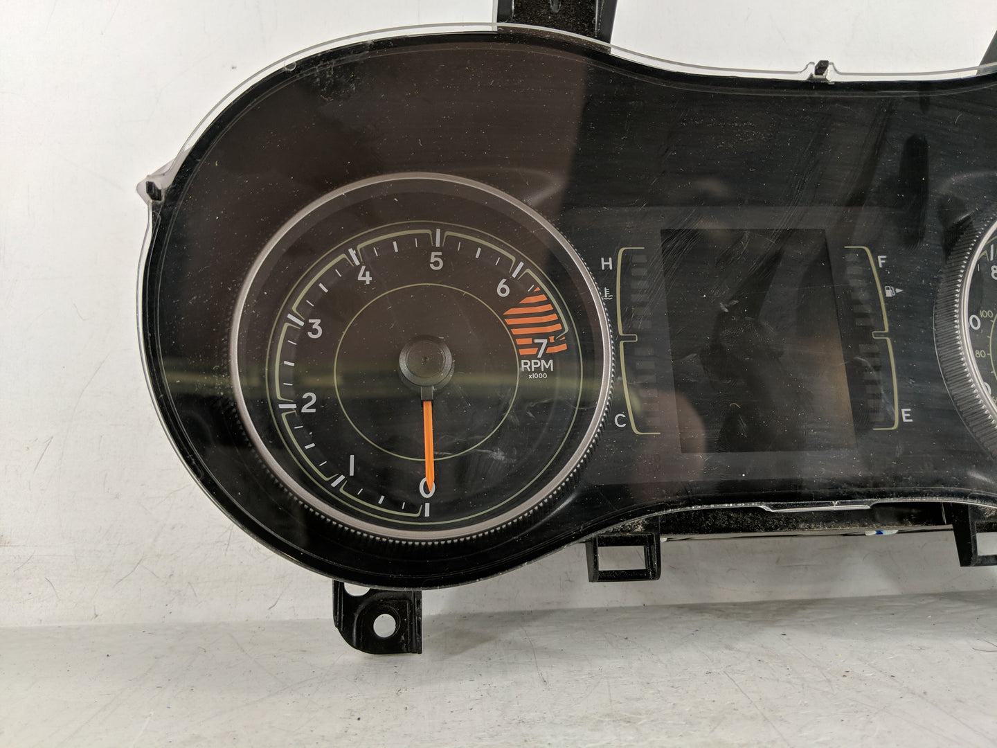 2016 Jeep Cherokee Instrument Cluster Speedometer Gauges P/N:P68274069AC Fits OEM Used Auto Parts - Oemusedautoparts1.com