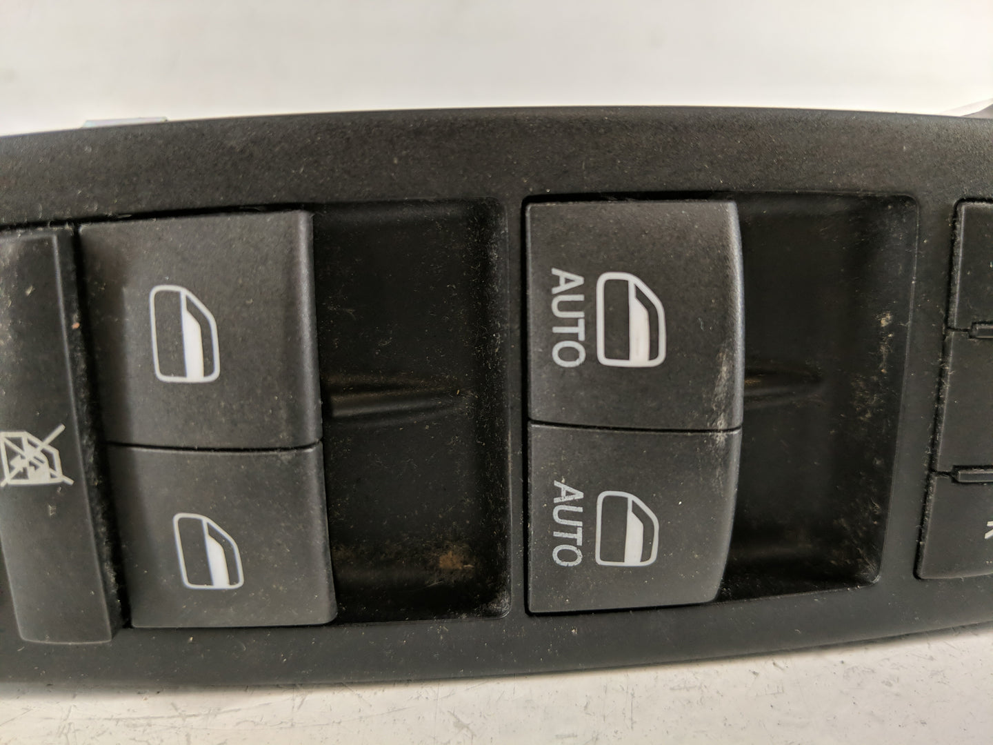 2015-2022 Jeep Cherokee Master Power Window Switch Replacement Driver Side Left P/N:68271206AB Fits OEM Used Auto Parts - Oe