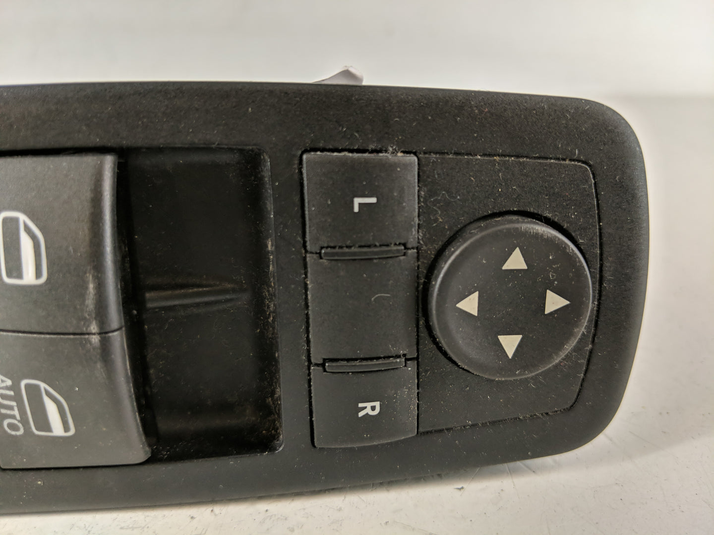 2015-2022 Jeep Cherokee Master Power Window Switch Replacement Driver Side Left P/N:68271206AB Fits OEM Used Auto Parts - Oe