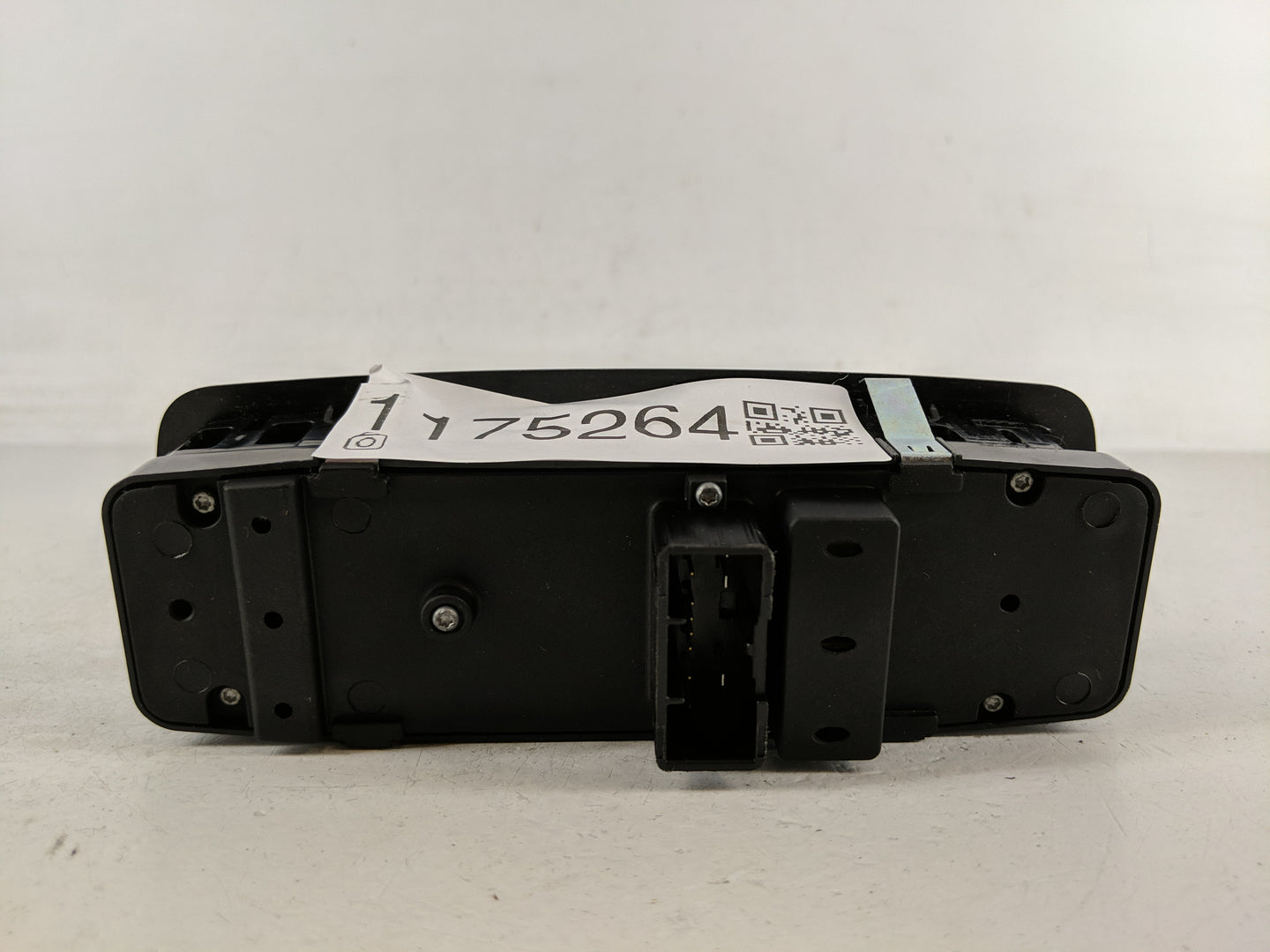 2015-2022 Jeep Cherokee Master Power Window Switch Replacement Driver Side Left P/N:68271206AB Fits OEM Used Auto Parts - Oe