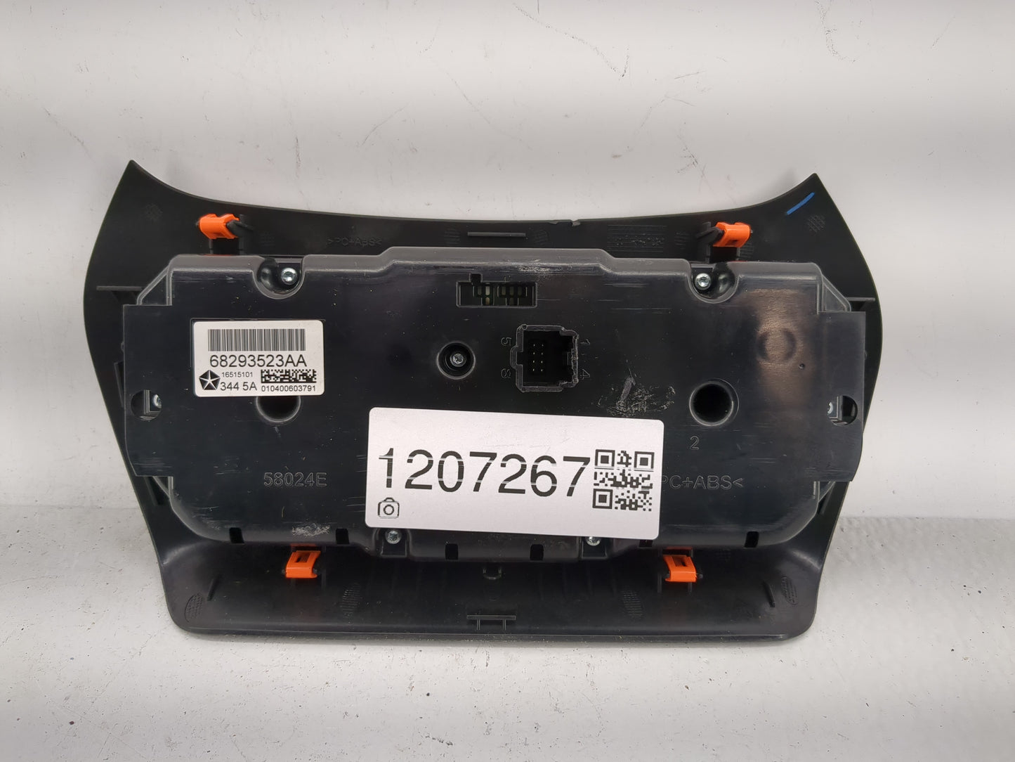 2015-2018 Jeep Cherokee Climate Control Module Temperature AC/Heater Replacement P/N:68293523AA Fits Fits 2015 2016 2017 201