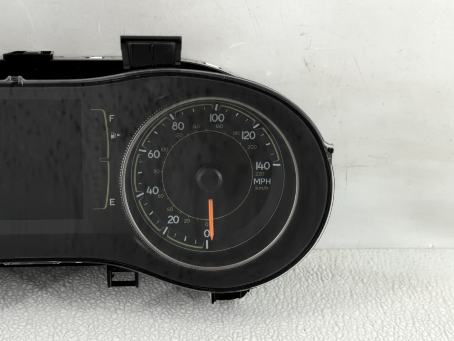 2016 Jeep Cherokee Instrument Cluster Speedometer Gauges P/N:TP2QI351592339 P68274080AC Fits OEM Used Auto Parts - Oemusedau