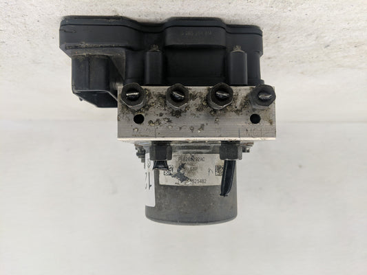 2016 Jeep Cherokee ABS Pump Control Module Replacement P/N:P68268292AC Fits OEM Used Auto Parts - Oemusedautoparts1.com