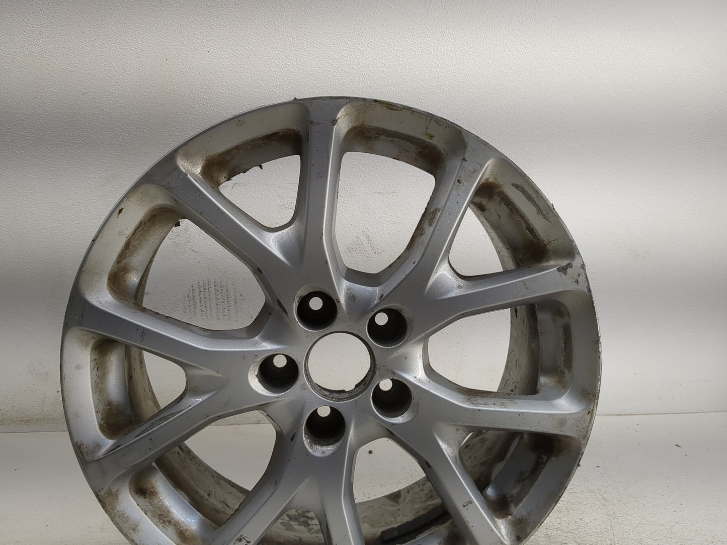 2014-2018 Jeep Cherokee Oem Wheel Rim 1308123 - Oemusedautoparts1.com