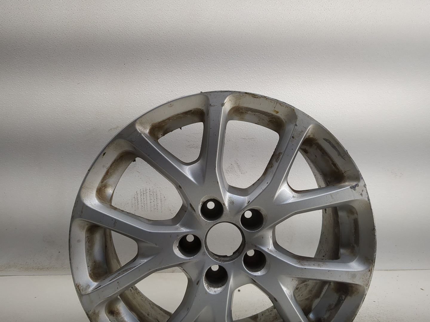 2014-2018 Jeep Cherokee Oem Wheel Rim 1308123 - Oemusedautoparts1.com