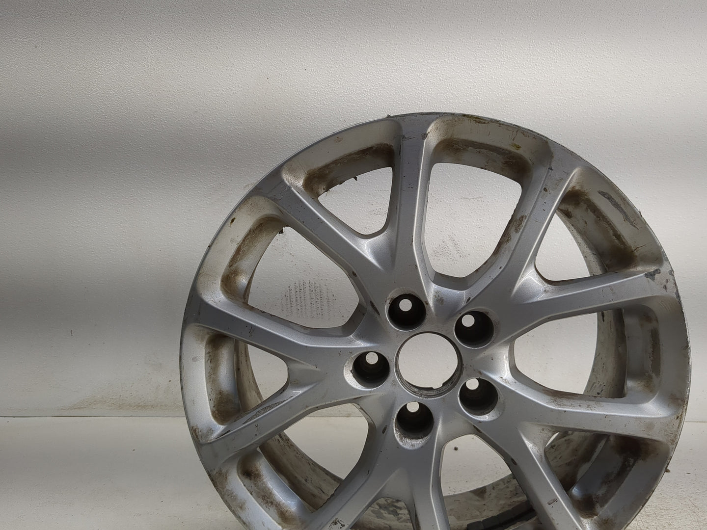 2014-2018 Jeep Cherokee Oem Wheel Rim 1308123 - Oemusedautoparts1.com