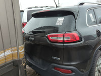 2014-2018 Jeep Cherokee Trunk/decklid/hatch/tailgate Oem 1310035 - Oemusedautoparts1.com
