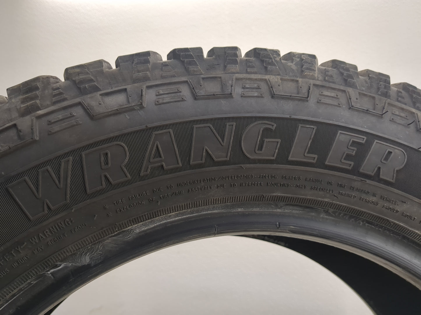Used Tire 225/65R17 GOODYEAR WRANGLER WORKHORSE AT 107S - Tread Depth 13/32 - Oemusedautoparts1.com