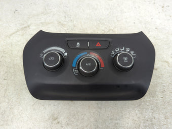 compare product 2015-2018 Jeep Cherokee Climate Control Module Temperature AC/Heater Replacement P/N:53294849 P5ZS93DX9AA Fits OEM Used Auto Parts