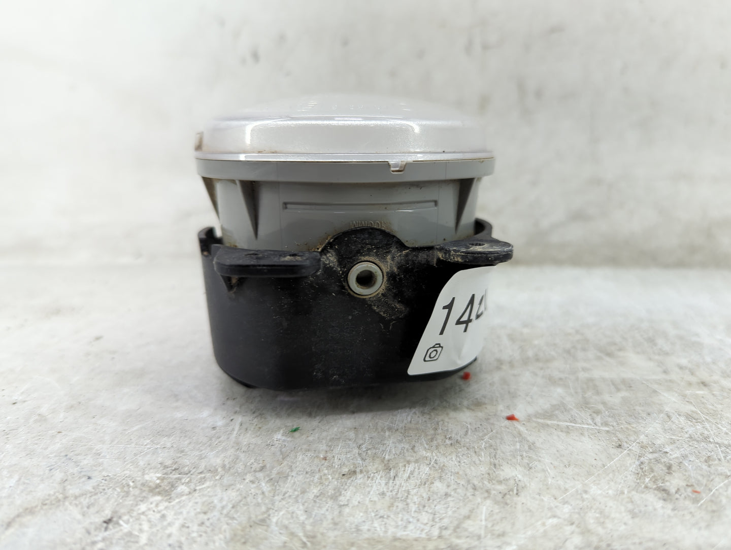 2014-2018 Jeep Cherokee Passenger Right Oem Fog Light Lamp - Oemusedautoparts1.com