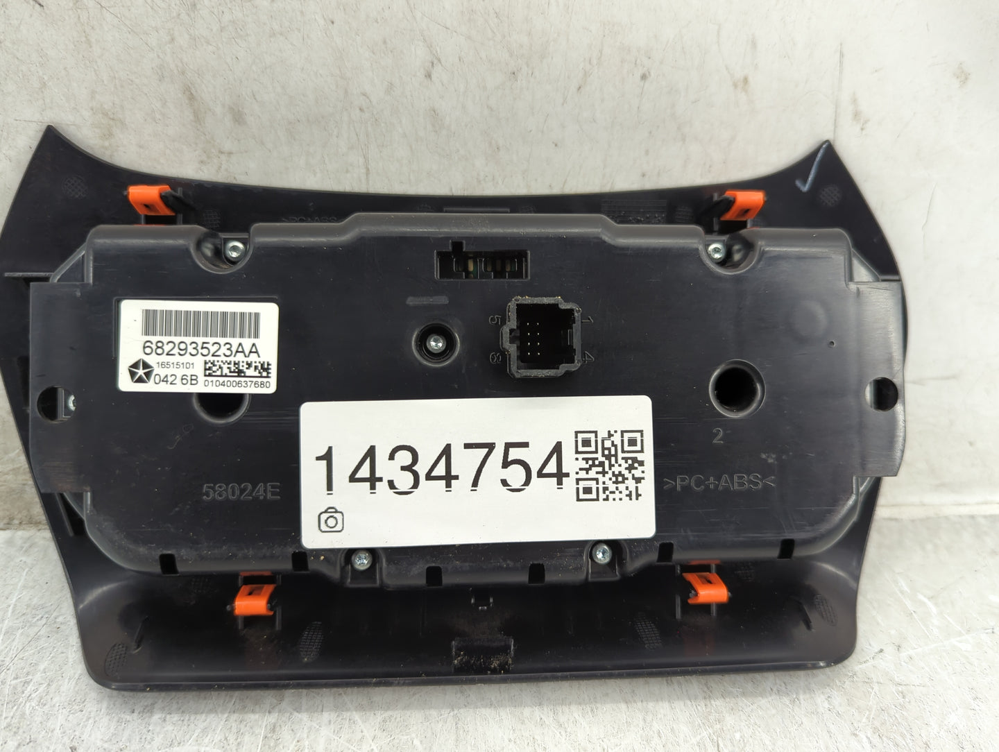 2015-2018 Jeep Cherokee Climate Control Module Temperature AC/Heater Replacement P/N:68293523AA Fits Fits 2015 2016 2017 201