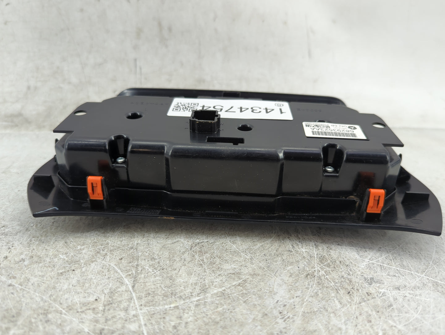 2015-2018 Jeep Cherokee Climate Control Module Temperature AC/Heater Replacement P/N:68293523AA Fits Fits 2015 2016 2017 201