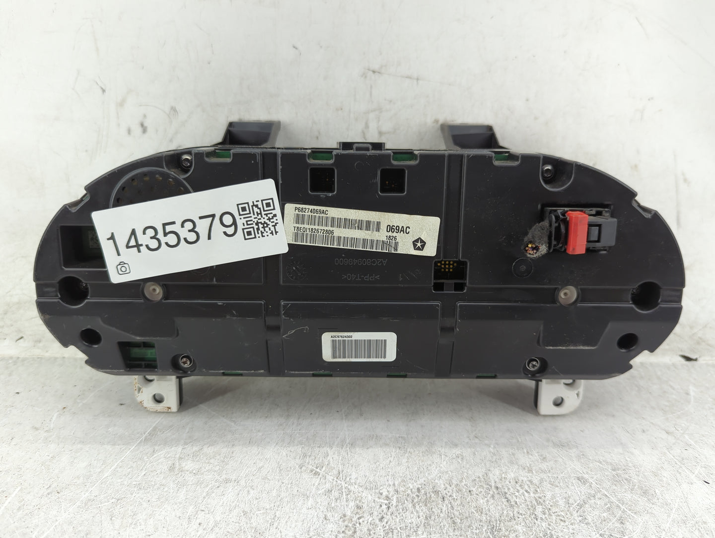 2016 Jeep Cherokee Instrument Cluster Speedometer Gauges P/N:P68274069AC A2C80949600 Fits OEM Used Auto Parts - Oemusedautop