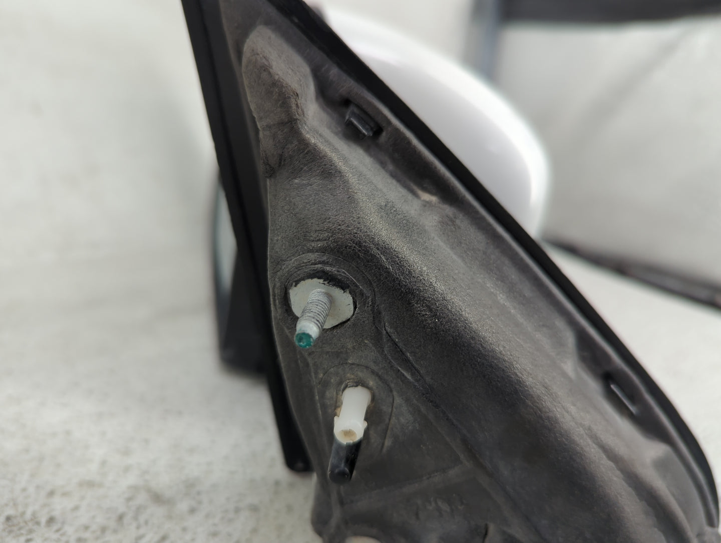 2014-2021 Jeep Cherokee Passenger Side View Mirror - Right Door Mirror OEM Used - Oemusedautoparts1.com