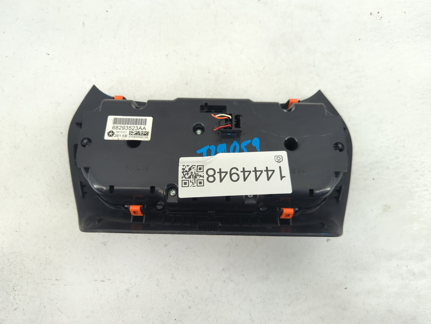 2015-2018 Jeep Cherokee Climate Control Module Temperature AC/Heater Replacement P/N:68293523AA Fits Fits 2015 2016 2017 201