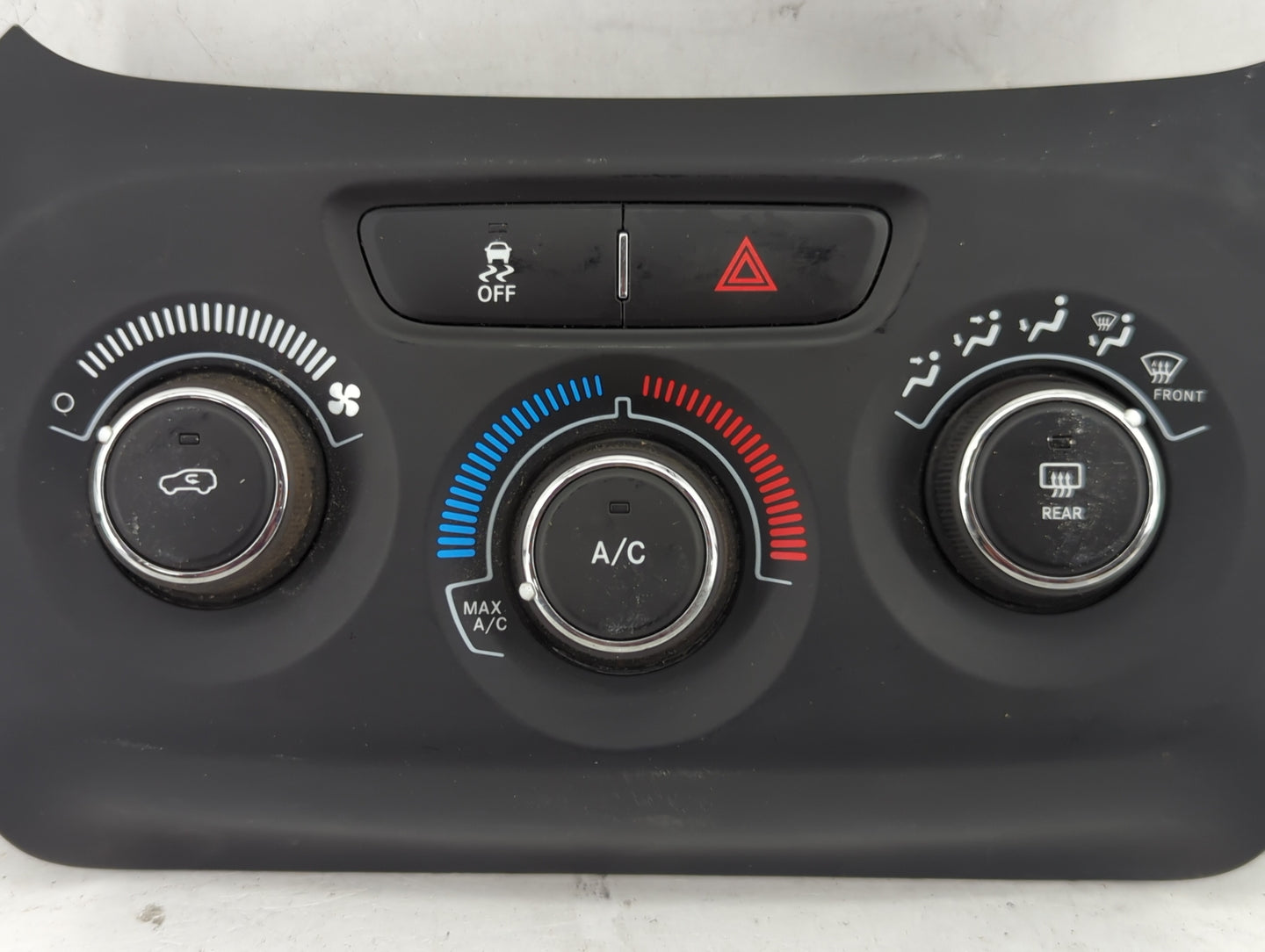 2015-2018 Jeep Cherokee Climate Control Module Temperature AC/Heater Replacement P/N:P5VC84DX9AB Fits Fits 2015 2016 2017 20