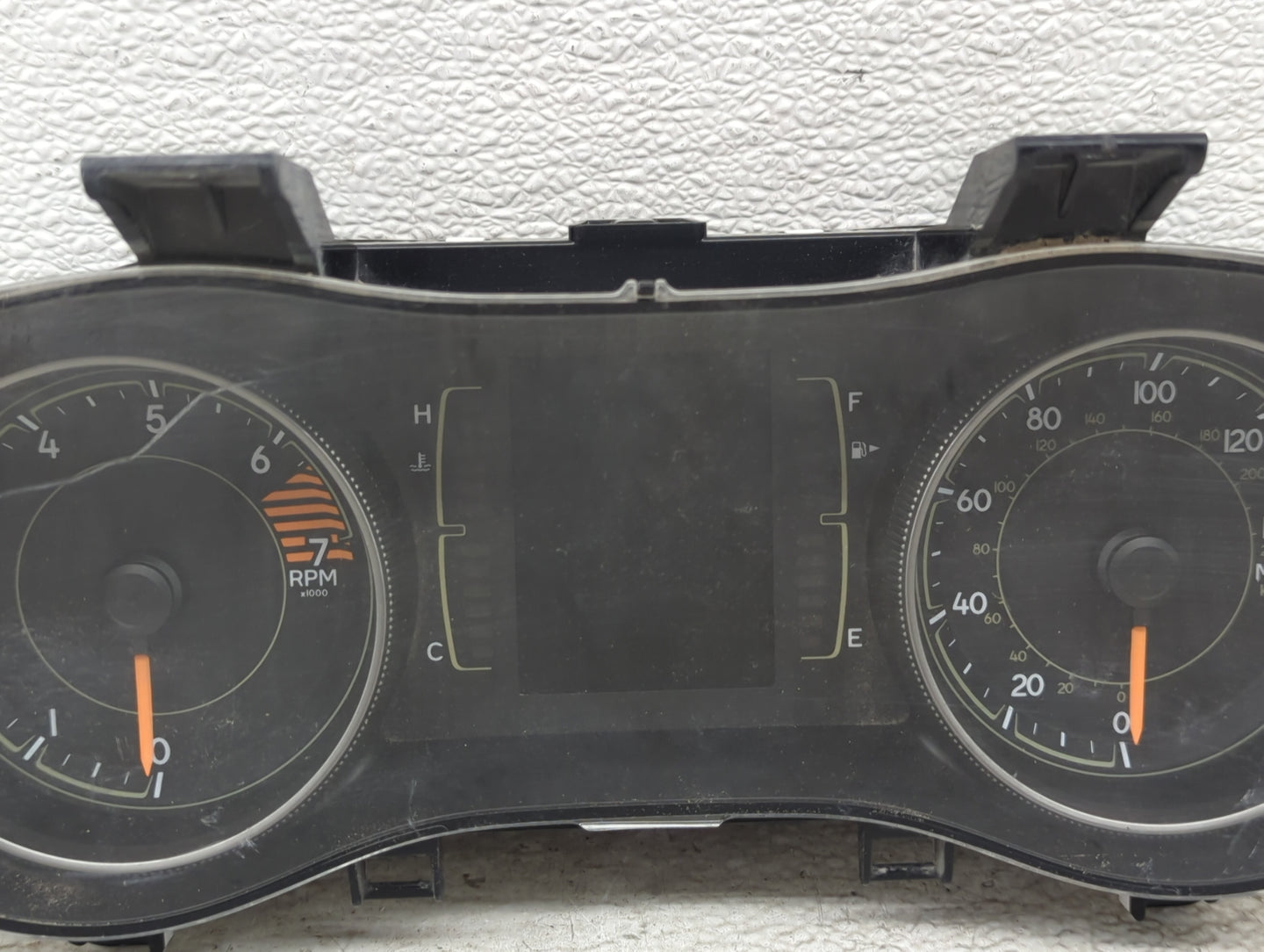2016 Jeep Cherokee Instrument Cluster Speedometer Gauges P/N:P68274069AC T8EQI017604423, A2C80949600 Miles: Fits OEM Used Au