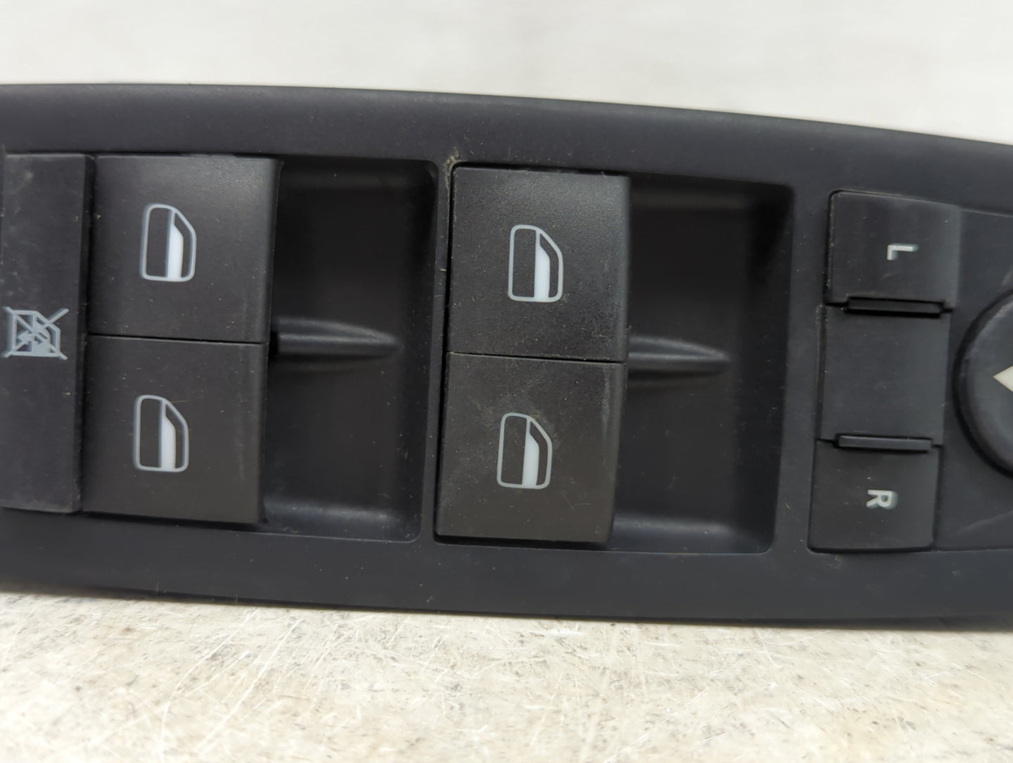 2014-2016 Jeep Cherokee Master Power Window Switch Replacement Driver Side Left P/N:68271203AB 10130134 Fits OEM Used Auto P