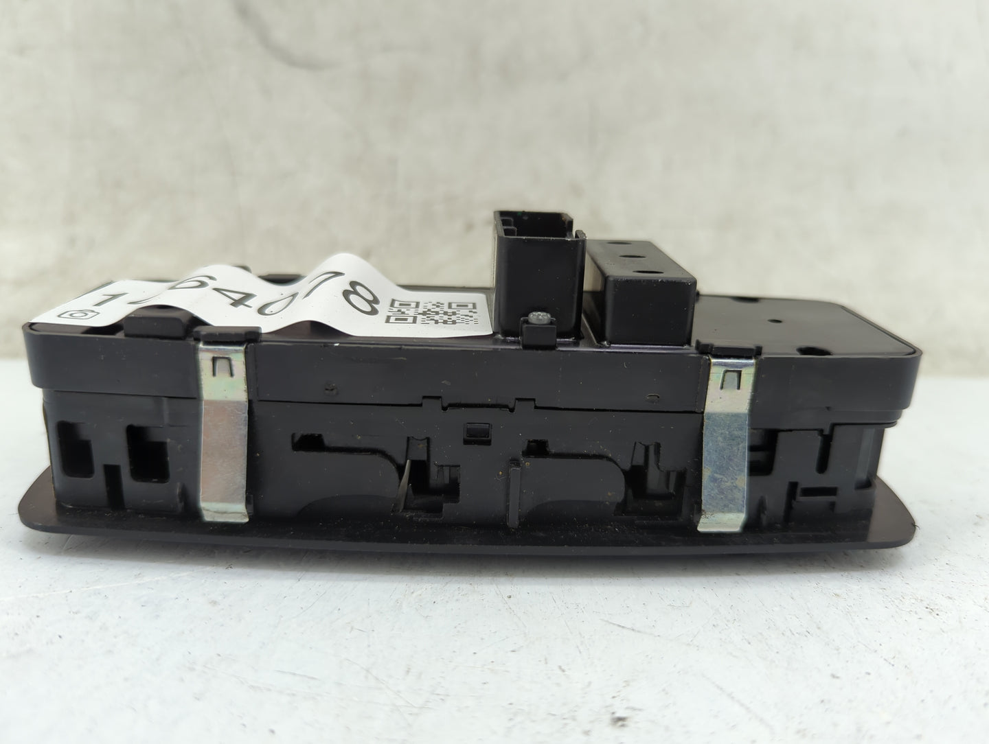2015-2022 Jeep Cherokee Master Power Window Switch Replacement Driver Side Left P/N:68271206AB Fits OEM Used Auto Parts - Oe