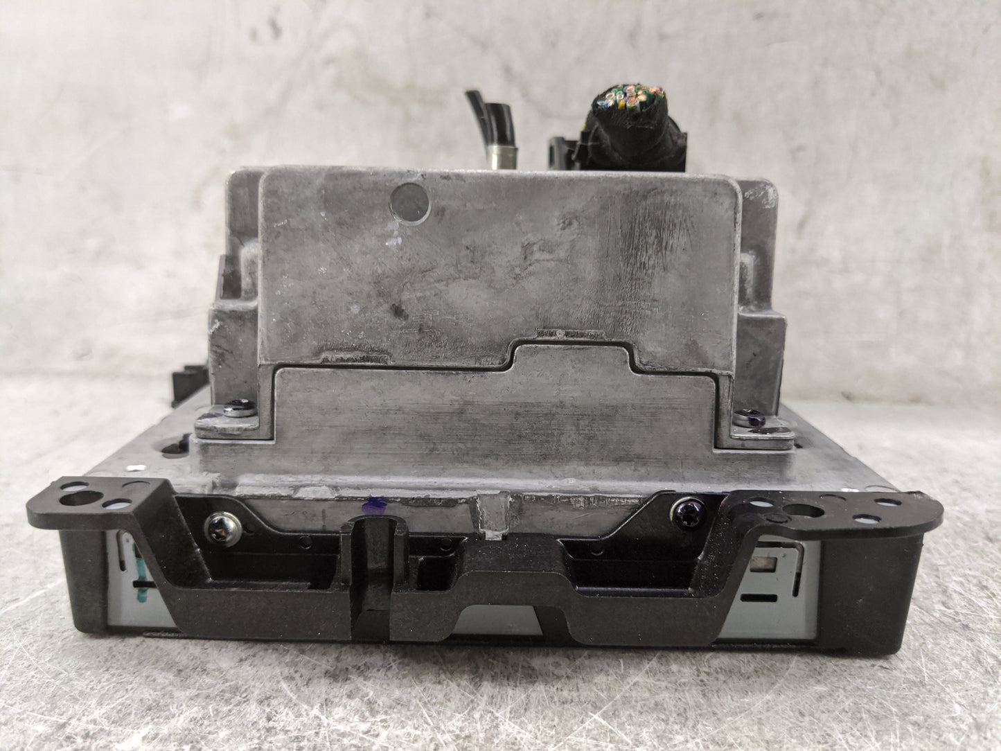 2016 Jeep Cherokee Radio AM FM Cd Player Receiver Replacement P/N:T00BE264571499 68258671AF, QNG-BE2801, 6434C-BE2801 Fits O