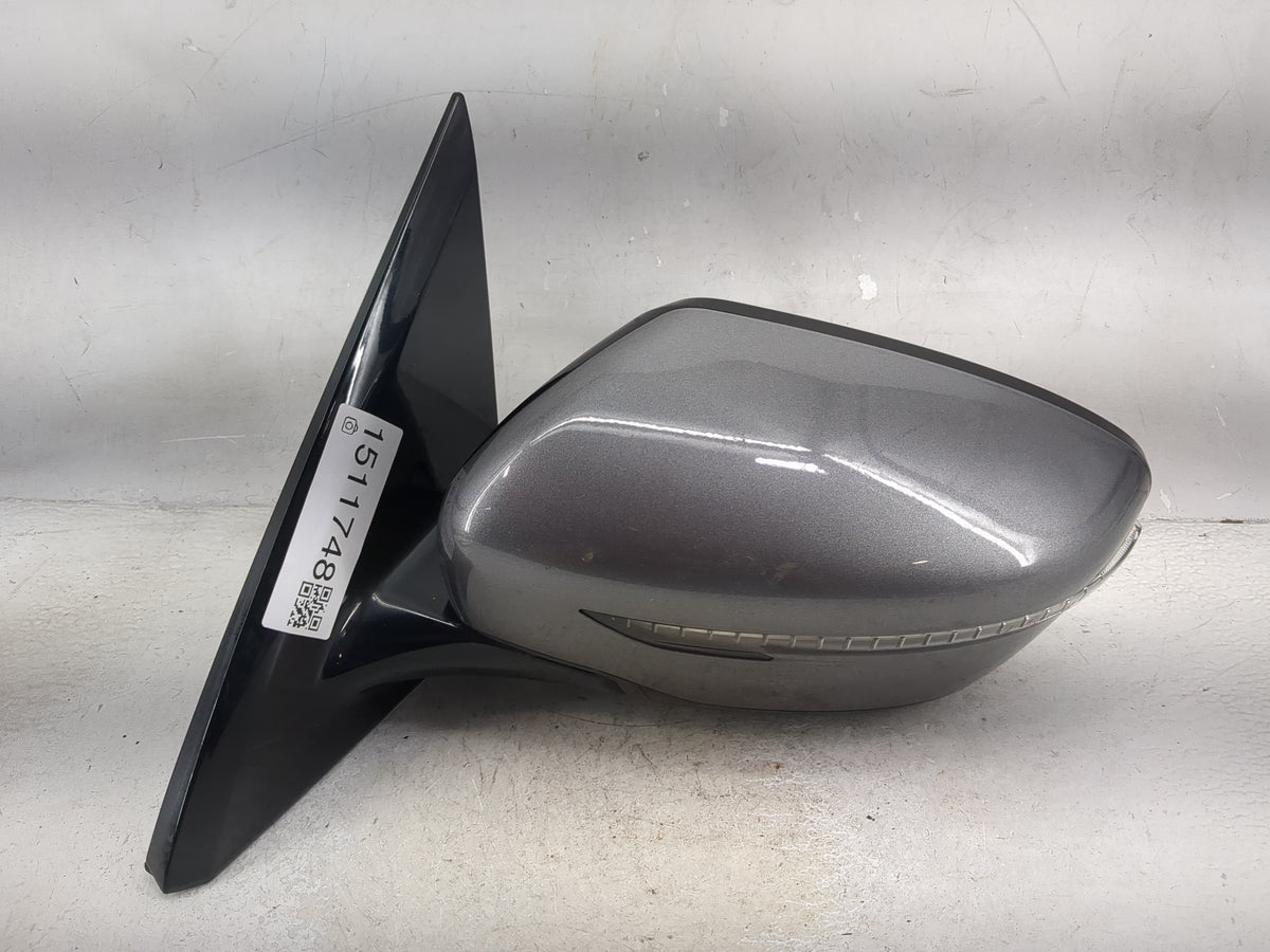 2014-2021 Jeep Cherokee Driver Side View Mirror - Left Door Mirror OEM Used - Oemusedautoparts1.com