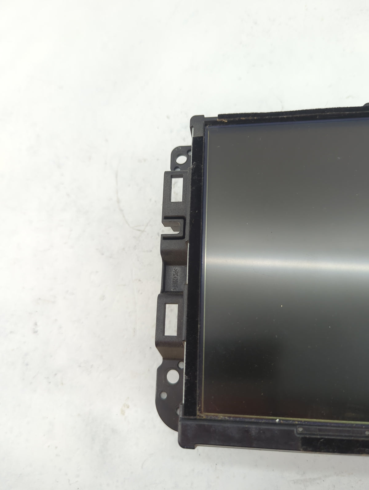 2016 Jeep Cherokee Information Radio Display Screen 1517923 - Oemusedautoparts1.com