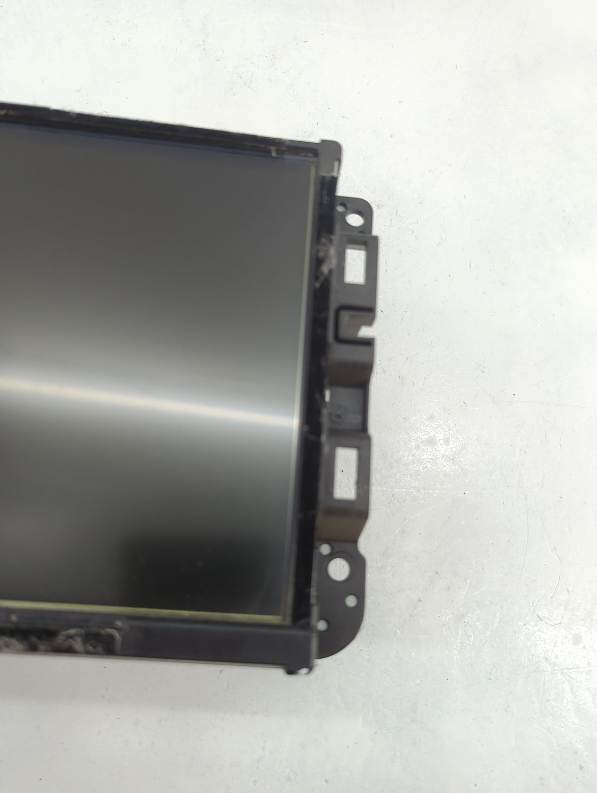 2016 Jeep Cherokee Information Radio Display Screen 1517923 - Oemusedautoparts1.com