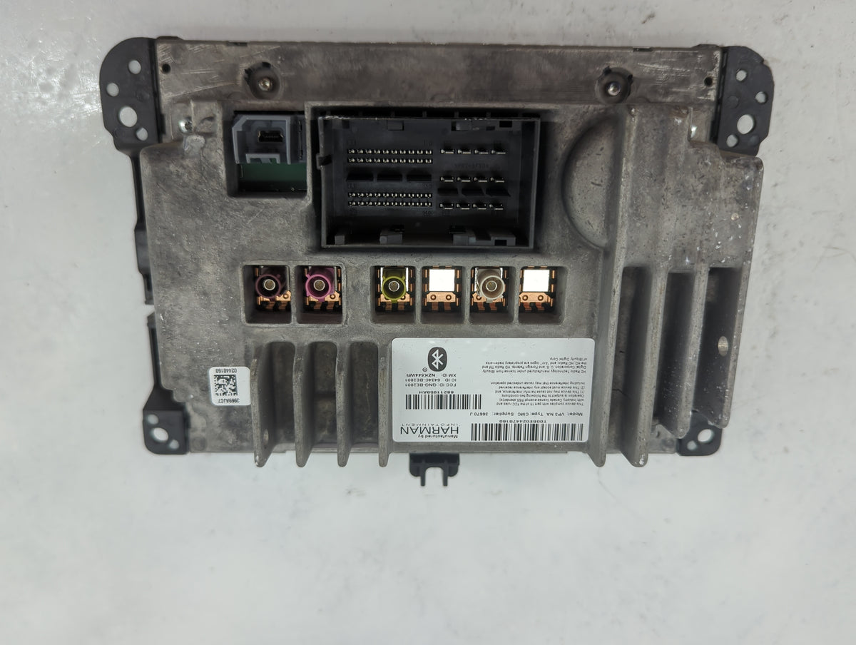 2016 Jeep Cherokee Information Radio Display Screen 1517923 - Oemusedautoparts1.com